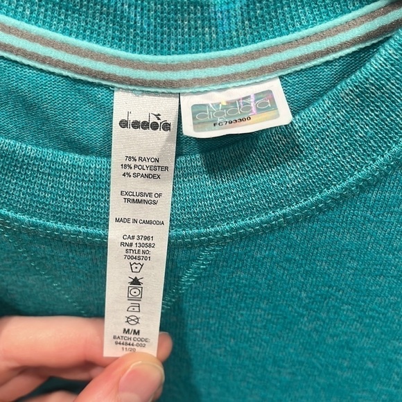 Diadora medium long sweater with  cross bottom - Picture 4 of 5